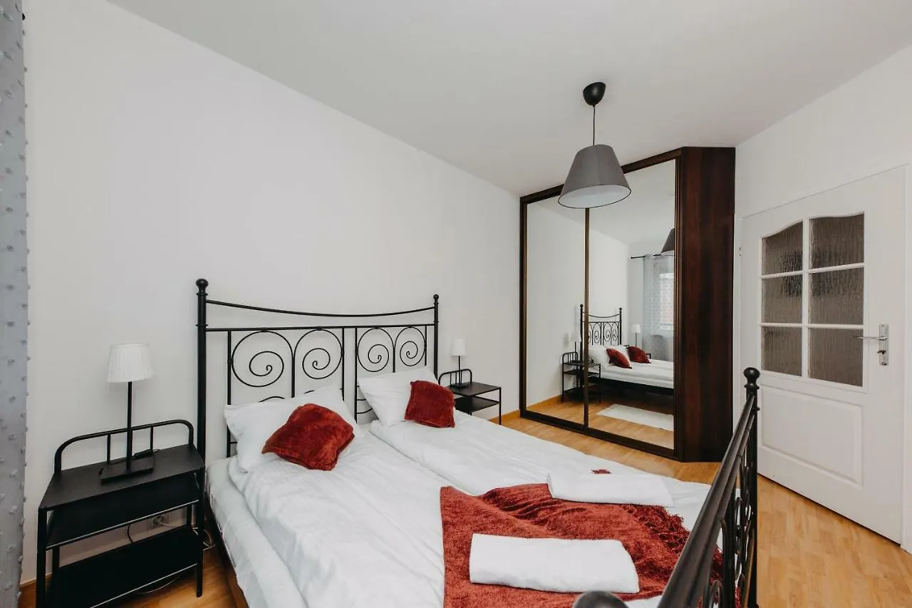 Apartment Shortstaypoland Krochmalna Warsaw Poland